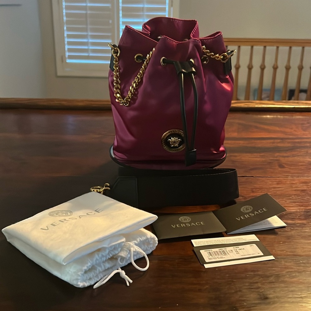 VERSACE Medusa Palazzo Nylon Bucket Bag Plum - Picture 8 of 15
